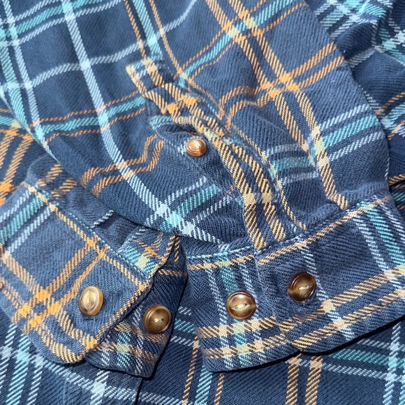 L.L. Bean 100% Organic Cotton Blue and Gold Plaid Shirt Size M - Picture 4 of 10